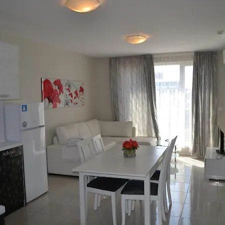 Admiral Plaza Private * Sunny Beach