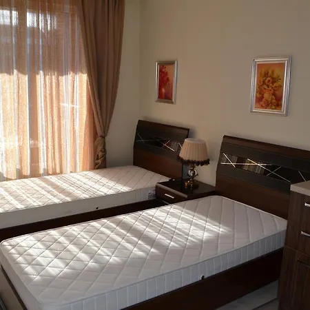 Admiral Plaza Private Appartement *